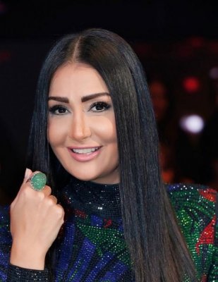 "صدمة كبرى: تسريب صور نارية تكشف هوية زوج غادة عبدالرزاق القطري، وهذا ما أصابها بعد التسريب!