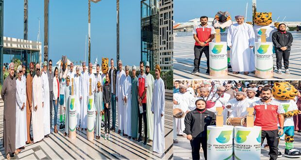 تدشين النسخة الأصلية لكأس العالم لخماسيات الهوكي أمام حشد جماهيري بالموج مسقط