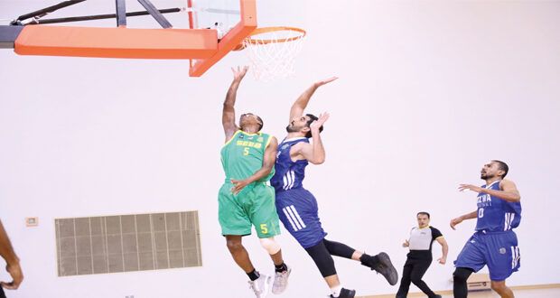 أهلي سداب يتفوق على صلالة والسيب يتجاوز نزوى فـي دوري السلة