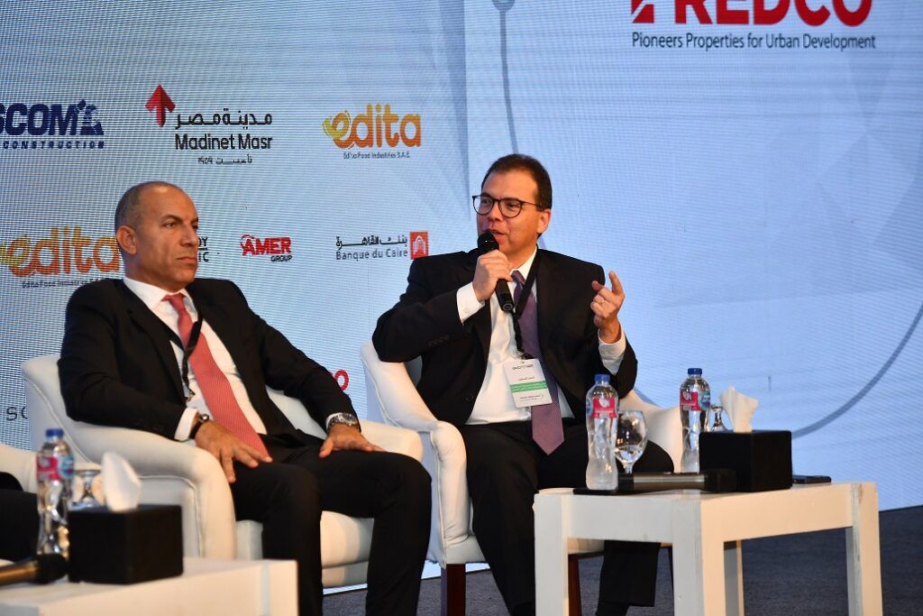 في الجلسة الثانية من مؤتمر دوت الخليج: أيهما فرس الرهان.. المستثمر…