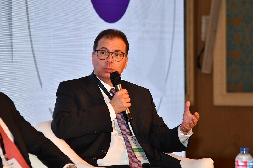 في الجلسة الثانية من مؤتمر دوت الخليج: أيهما فرس الرهان.. المستثمر…