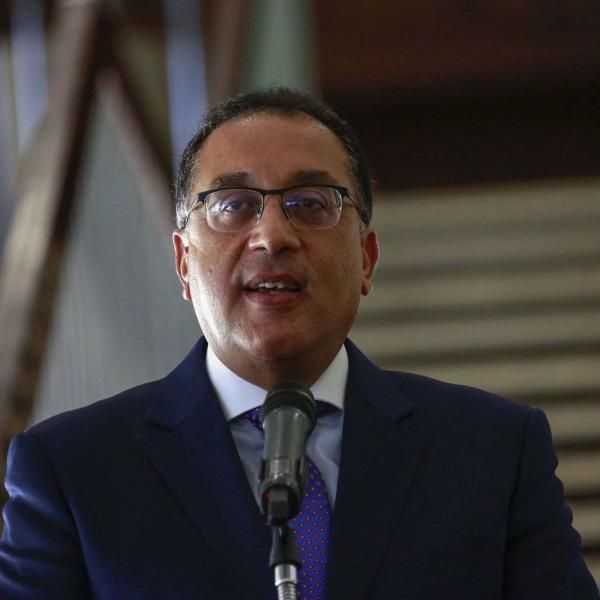 مدبولي يتفقد ممشي أهل مصر بـ أسوان