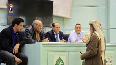 أخبار اليمن : وزير الكهرباء يستمع إلى شكاوى عدد من المواطنين
