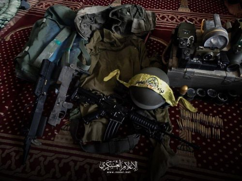 صور .. كتائب الأقصى التابعة لفتح تستولي على عتاد للاحتلال