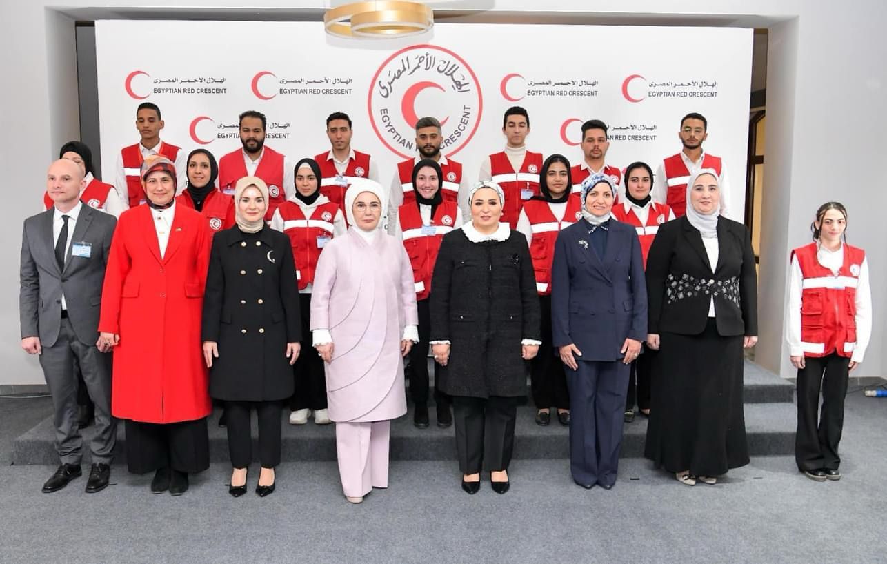 السيدة انتصار السيسى بعد زيارة الهلال الأحمر بصحبة قرينة أردوغان: صرح عظيم