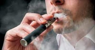 العلاقة بين السجائر الالكترونية ونبضات القلب.. دراسة توضح