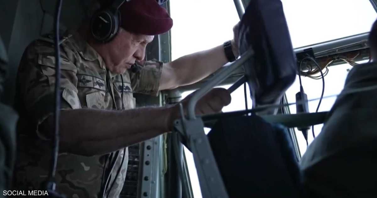 العالم اليوم - فيديو: ملك الأردن يشارك في إنزال جوي لمساعدات إلى غزة