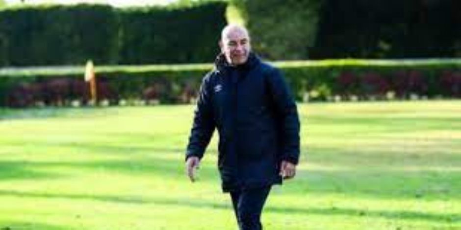 إبراهيم حسن: تواصلنا مع المحترفين السبعة للترتيب لمعسكر المنتخب