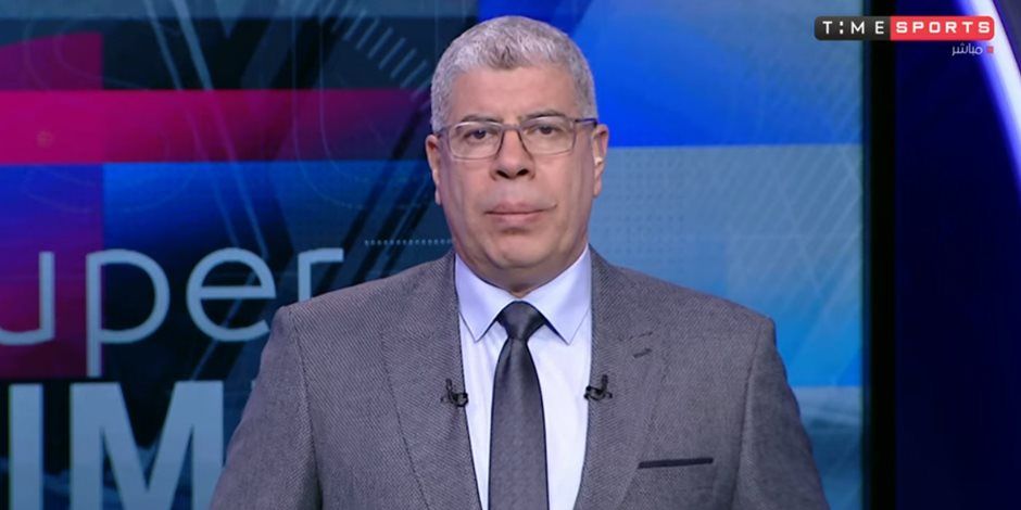 أحمد شوبير يغادر ملعب مباراة الأهلى والزمالك بعدما أصيب فى الرأس