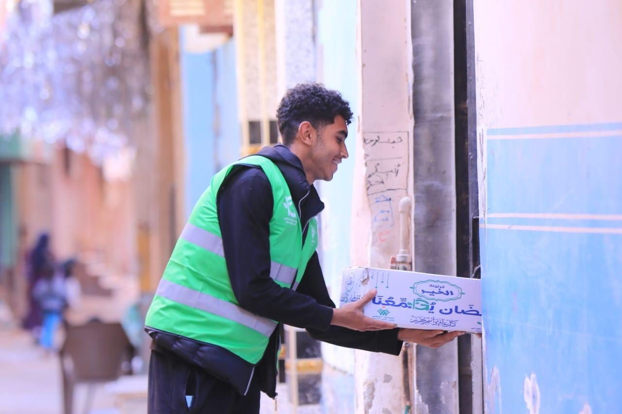 التحالف الوطنى يطلق أكبر مبادرة خيرية لتوزيع 100 ألف كرتونة مواد غذائية في 8 محافظات