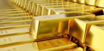 الذهب يسجل أفضل أداء شهري في 3 سنوات