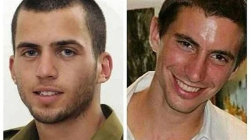 الاحتلال يوافق على إطلاق سراح أسرى مقابل جثتي جنديين