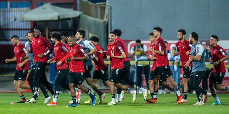 الأهلي يختتم استعداداته لمباراة سيمبا فى إياب ربع نهائى دورى الأبطال