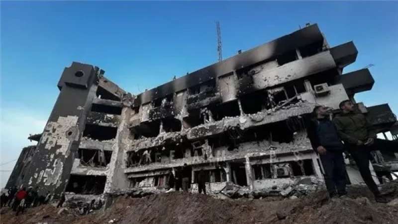 المرصد الأورومتوسطي: تدمير مجمع الشفاء جريمة إبادة جماعية