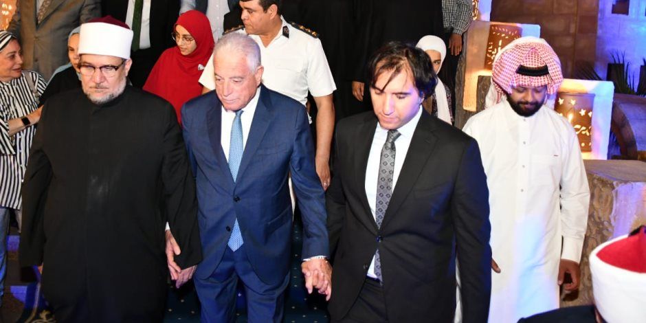 وزير الأوقاف ومحافظ جنوب سيناء يفتتحان أعمال تطوير مسجد الصحابة بشرم الشيخ ويؤكدان: عصر الرئيس السيسي فريد في خدمة كتاب الله وعمارة المساجد