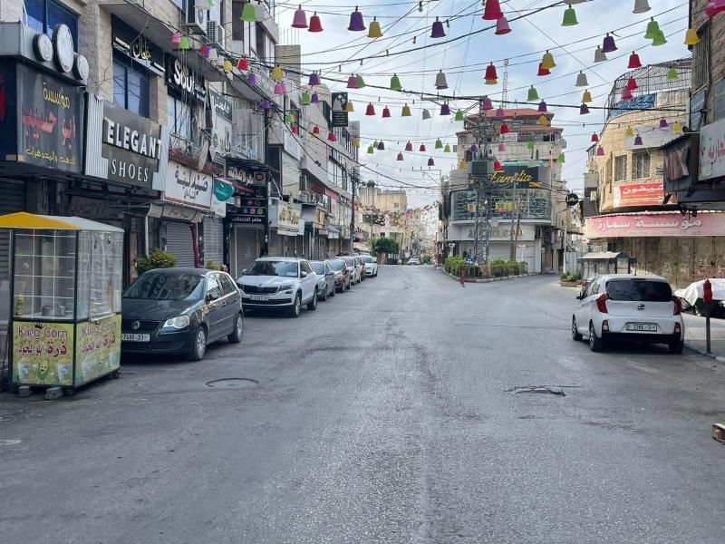 تنديدا بمجزرة نور شمس.. الإضراب الشامل يعم المحافظات الفلسطينية