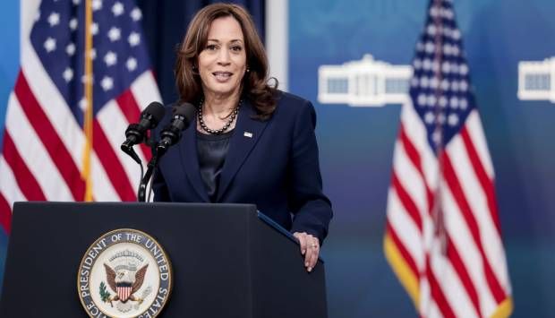 نائبة الرئيس الأمريكي: بوتين وضع مقترحا يطالب أوكرانيا بالاستسلام