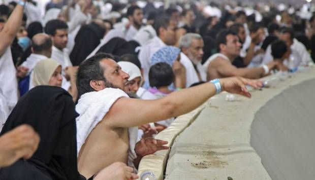 هل يجوز للضعفاء والمرضى والنساء التوكيل في رمي الجمرات؟.. دار الإفتاء تجيب