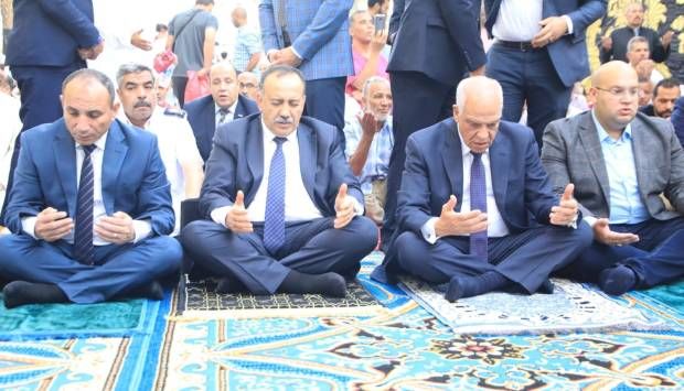 محافظ الجيزة يؤدي صلاة عيد الأضحى المبارك بساحة مسجد مصطفى محمود