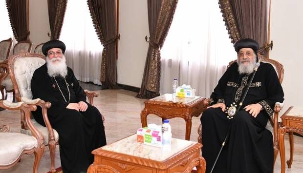 البابا تواضروس يستقبل الأنبا دوماديوس