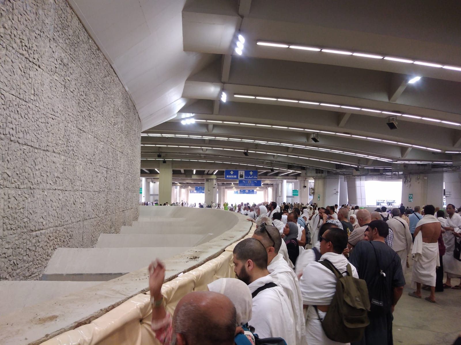 بدء عودة حجاج الجمعيات الأهلية إلى أرض الوطن غدا 