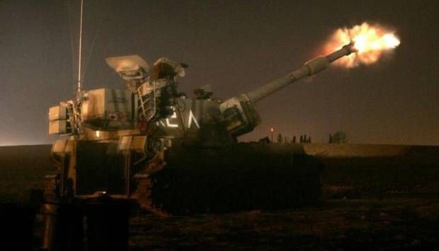 مدفعية الاحتلال تقصف المناطق الشرقية من حي الزيتون جنوب شرق غزة