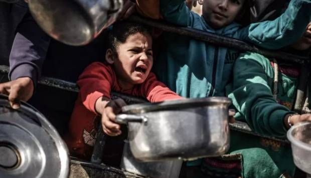 الصحة الفلسطينية: 98% من أطفال غزة لا يجدون مياها صالحة للشرب