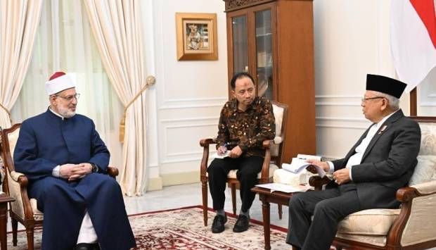 نائب رئيس إندونيسيا لـ الضويني: خريجو الأزهر يتقلدون أعلى المناصب
