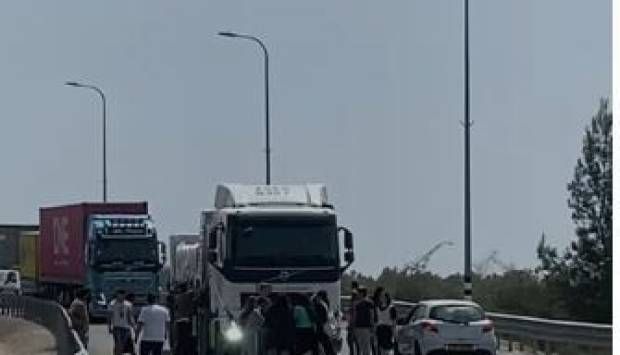 «القاهرة الإخبارية»: إسرائيل مازالت تتعنت في دخول المساعدات الحيوية إلى غزة