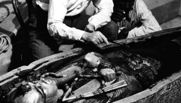 بتاريخ 4 نوفمبر 1922.. الصور الأولى لمقبرة توت عنخ آمون بعد اكتشافها