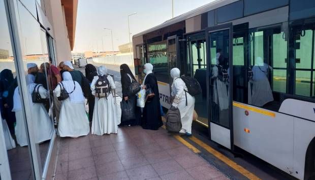 عودة الحجاج.. مصر للطيران تسير 24 رحلة من الأراضي المقدسة غدا (صور) 