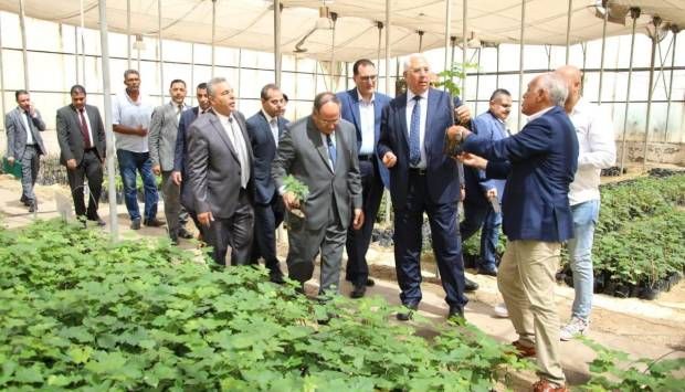 وزير الزراعة: مهتمون بتطوير المعامل البحثية وحماية المستهلك المصري