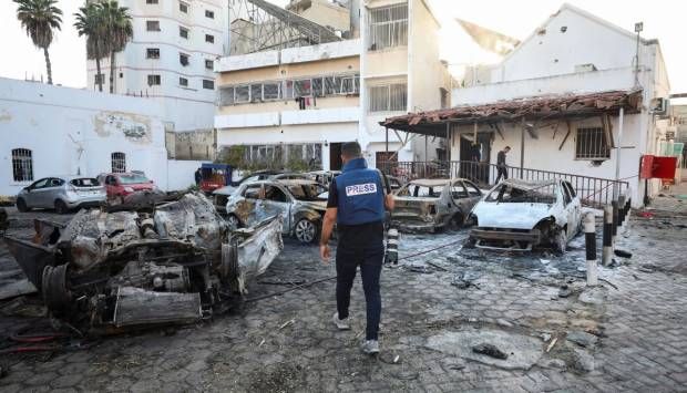 مسؤولون فلسطينيون: الاحتلال يتعمد تدمير القطاع الصحي وإخراجه عن الخدمة