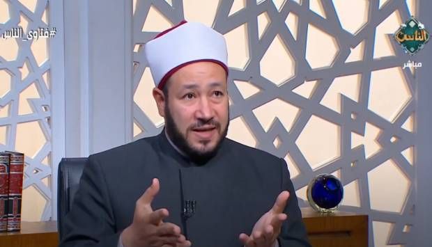هل الصبر على المرض النفسي له أجر عند الله؟.. أمين الفتوى يجيب (فيديو)