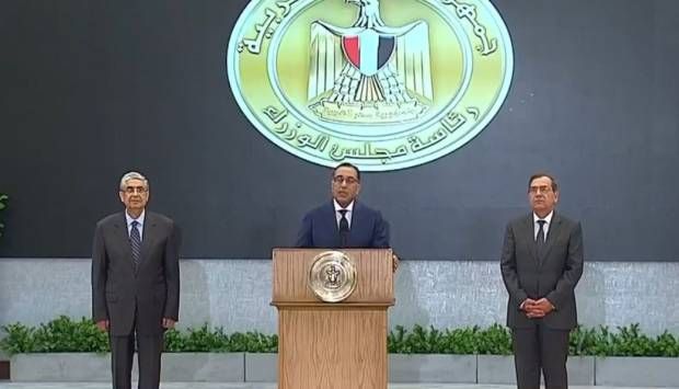 عاجل.. مدبولي: مصر شهدت 3 موجات حارة غير مسبوقة أثرت على الكهرباء