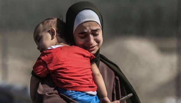 مسؤولون في غزة: 17 ألف طفل فقدوا أحد والديهم أو كليهما