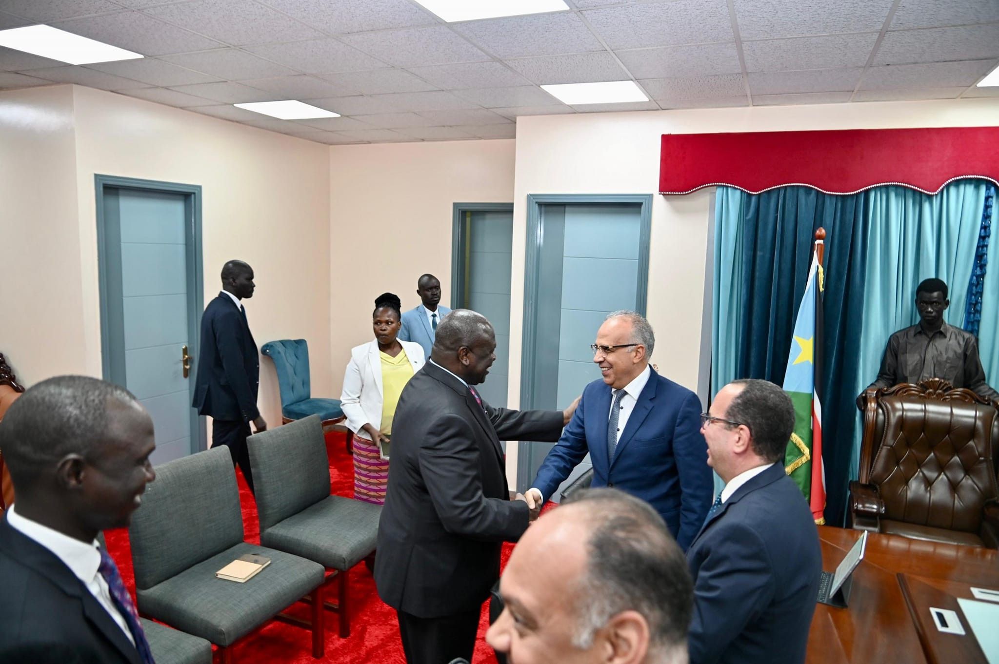 وزير الري: حريصون على تعزيز علاقات التعاون الاقتصادي مع جنوب السودان (صور)