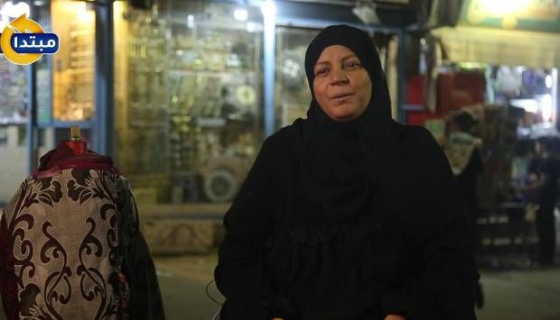 20 عاما من السعي| أم حمزة.. قصة كفاح أم مصرية داخل مملكة الحواوشي (فيديو)
