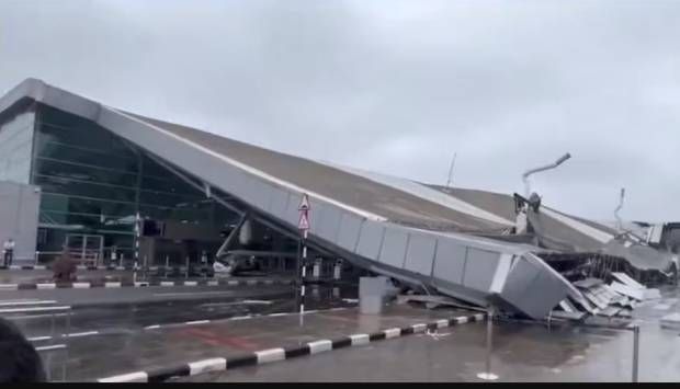 الهند: إخلاء مبنى بمطار دلهي ونجري تحقيقا بعد مقتل شخص في انهيار سقف المبنى