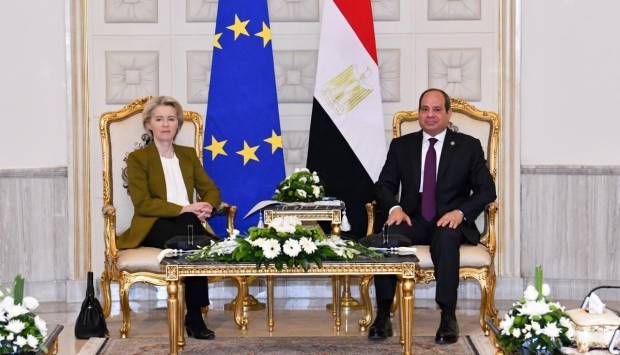 السيسي ورئيسة المفوضية الأوروبية يؤكدان ضرورة حل القضية الفلسطينية