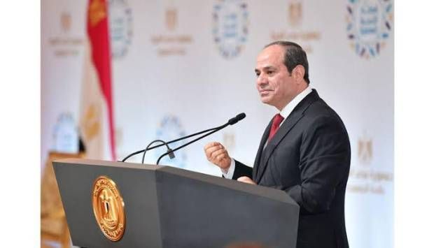 السيسي: تضحيات الشهداء ستظل تاجا فوق رؤوسنا ينير لنا الطريق نحو المستقبل