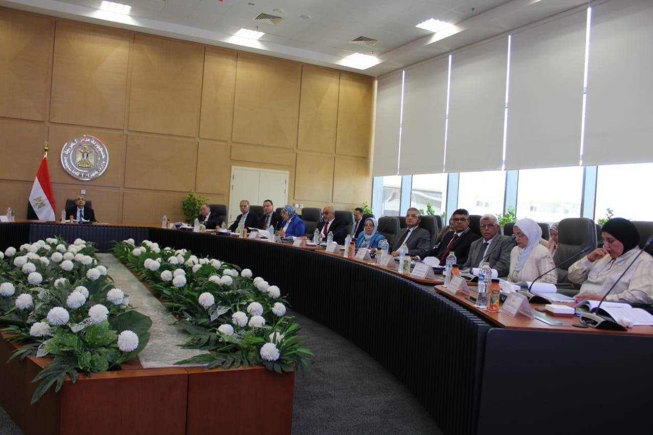 وزير الكهرباء يترأس اجتماع اعتماد الموازنة التخطيطية للعام المالي الجديد