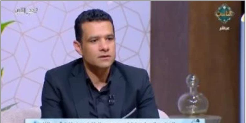 الحكم محمود البنا لقناة الناس: لعبت كرة 10 سنوات وأعمل مأذونا