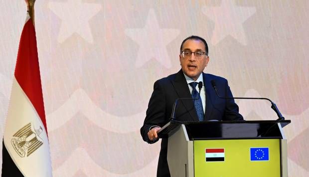 مصدر حكومي لـ الوطن: عدنان فنجري وزيرا للعدل وسامح الحفني للطيران