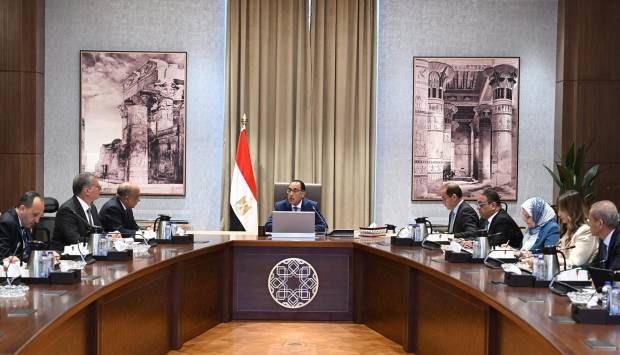 الحكومة الجديدة.. توجيهات مدبولي لحل أزمة الكهرباء (إنفوجراف)