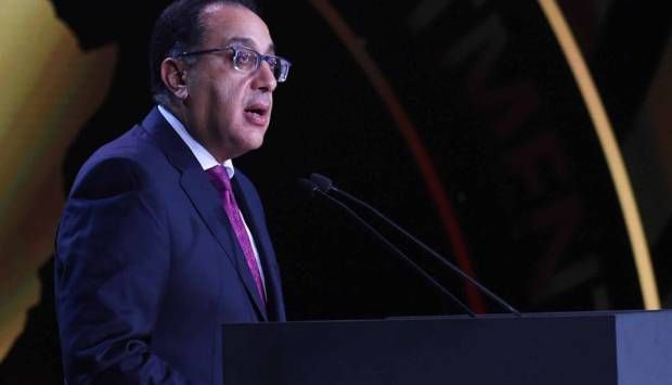 مدبولي للحكومة الجديدة: أنتم مكلفون الآن بوضع حل دائم لمشكلة الكهرباء