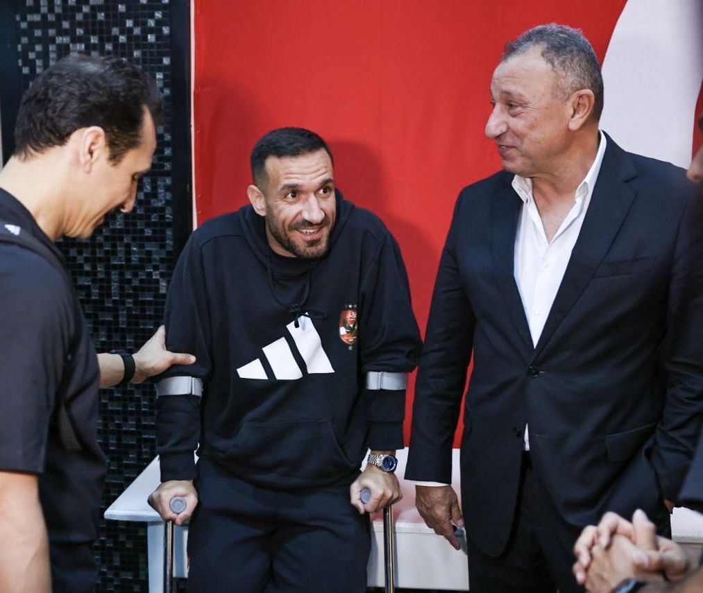 الأهلي ينجح في تجديد عقد نجم الفريق.. الخطيب كلمة السر