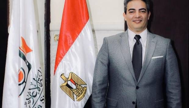 السيرة الذاتية لـ طارق سعدة (إنفوجراف)