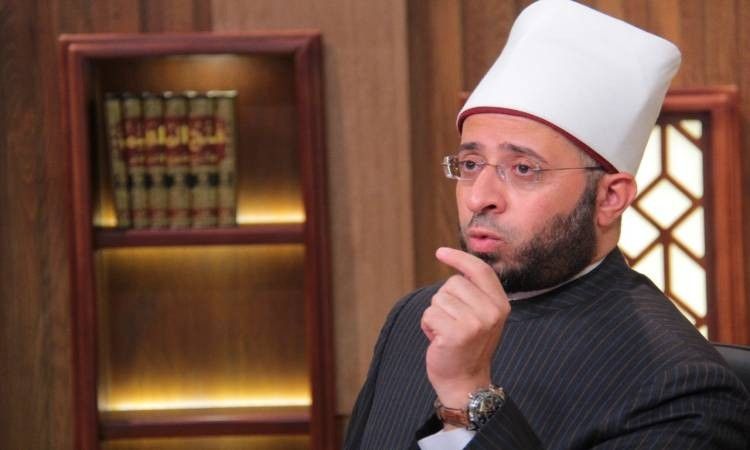 أسامة الأزهري.. صاحب «خطوات على طريق بناء الإنسان» (بروفايل)