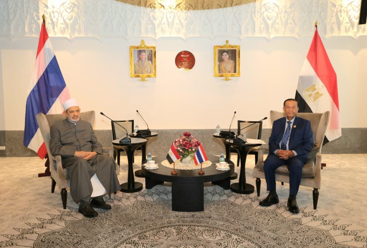 البرلمان التايلاندي: زيارة شيخ الأزهر صفحة تاريخية في سجلات بلادنا (صور)